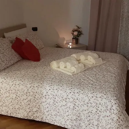 Apartment Sisters House Parco Leonardo *