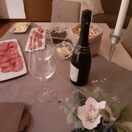 Apartment Sisters House Parco Leonardo *